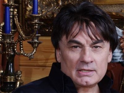 Александр Серов