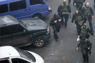 Западные СМИ опубликовали фото силовиков, которые готовились расстреливать Майдан