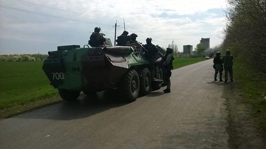 Силовики штурмуют блок-посты сепаратистов в Славянске - СМИ