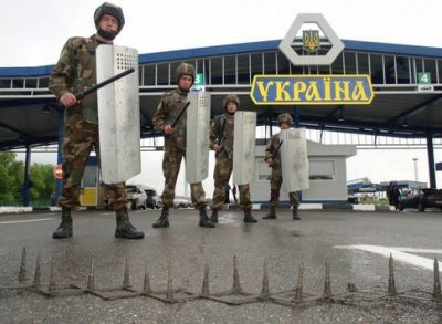 На Донбассе боевики напали на пограничников и захватили их оружие