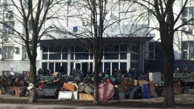 Спецназ освободил от сепаратистов захваченное здание СБУ в Донецке