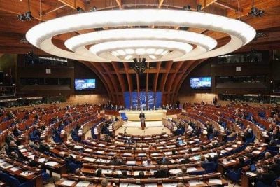 ПАСЕ одобрила введение санкций против депутатов, посещающих Крым