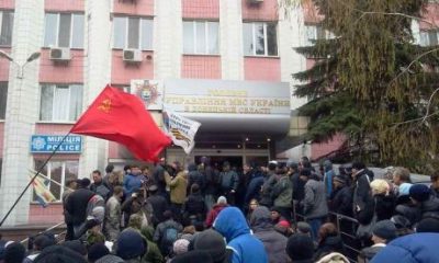 В Донецке сепаратисты захватили милицию: к ним приехал "Беркут", опубликовано видео