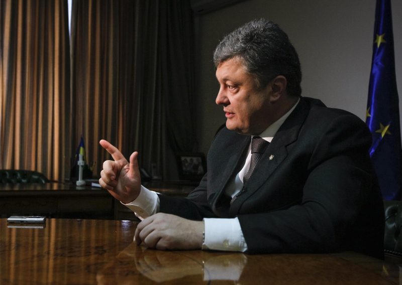 Порошенко назвал единственную цель сепаратистов на Востоке Украины