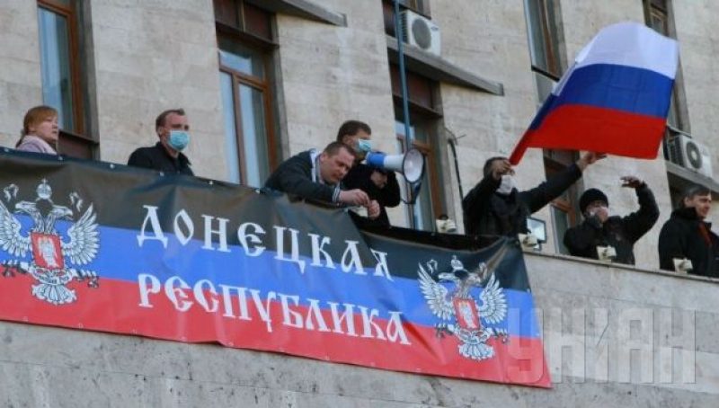 На Донбассе сепаратисты захватили еще один горсовет