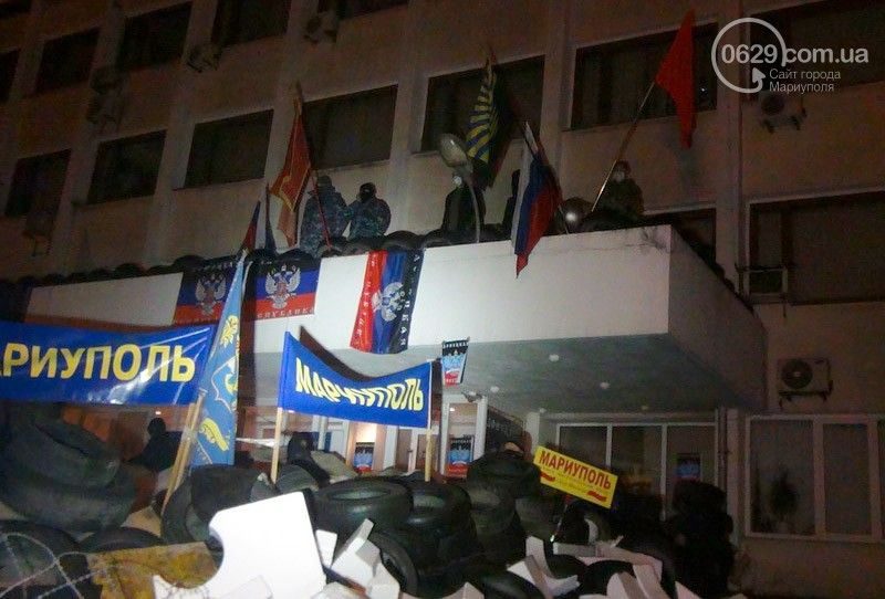 Штурм в Мариуполе: солдаты открыли по экстремистам огонь на поражение