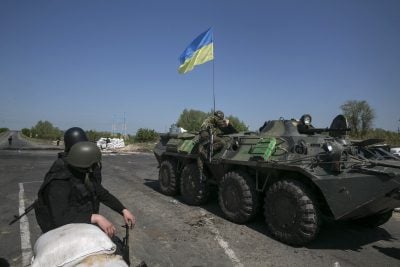 Спецоперация в Славянске: силовики отогнали боевиков от телевышки, в городе бои - СМИ