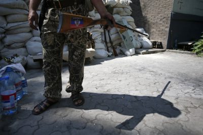 Террористы на Донбассе паникуют и "сливают" своих в штаб АТО