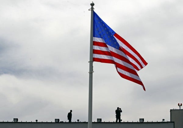 Легион НАТО: в "ЛНР" повелись на троллинг украинских военных с флагом США