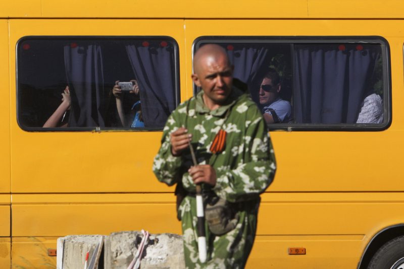 Ситуация на Луганщине: из-за террористов досрочно завершится учебный год