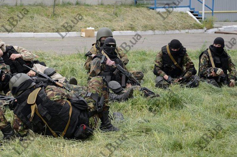 В бою на Донбассе террористы убили не менее трех человек: опубликованы фото и видео