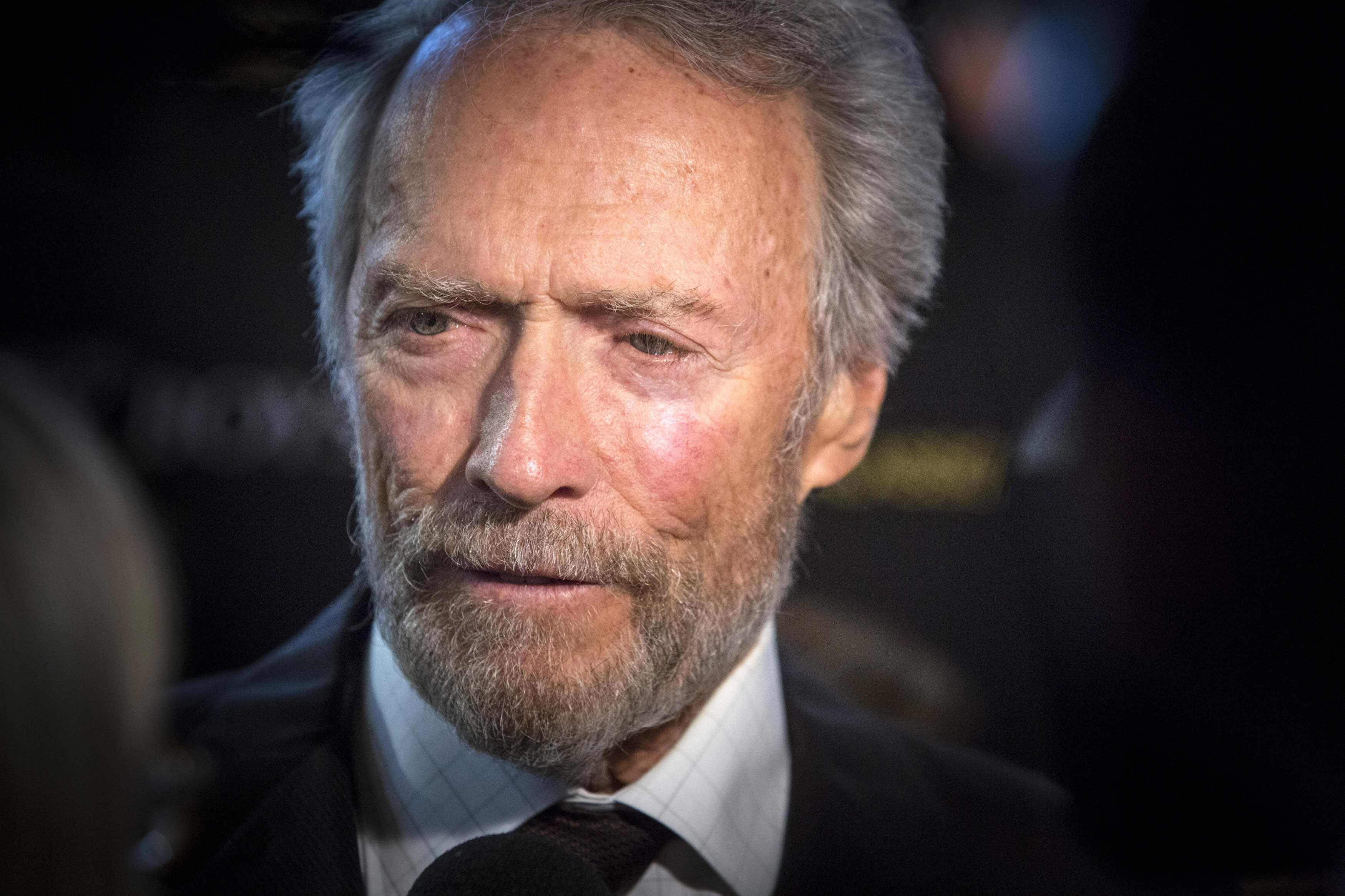 84-летний Клинт Иствуд завел роман с официанткой своего отеля - Stars -Главред