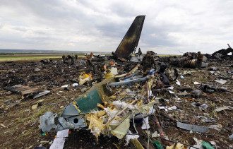 Сбитый самолет над Луганском Ил-76
