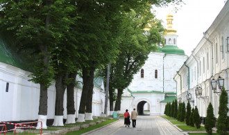 Лавра Лавра
