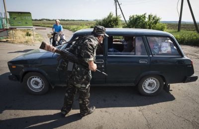 Провокация на Донбассе: боевики в форме украинской армии расстреляли семью – СМИ