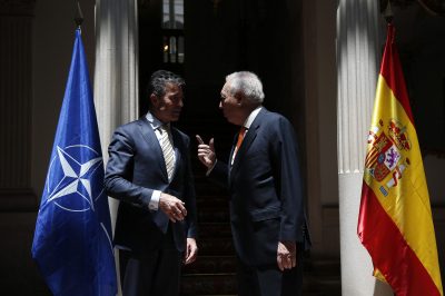 Испания готова помочь Украине истребителями и кораблями - генсек НАТО