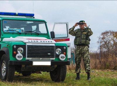 Под Новоазовском пограничники не дали прорваться российским военным