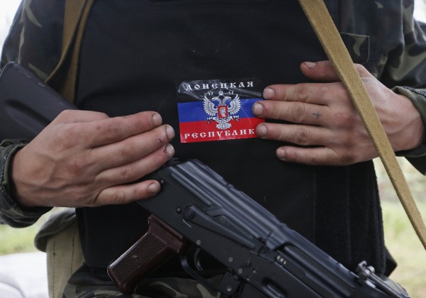 У "ДНР" заговорили про підготовку наступу після вибуху авто з ватажком бойовиків