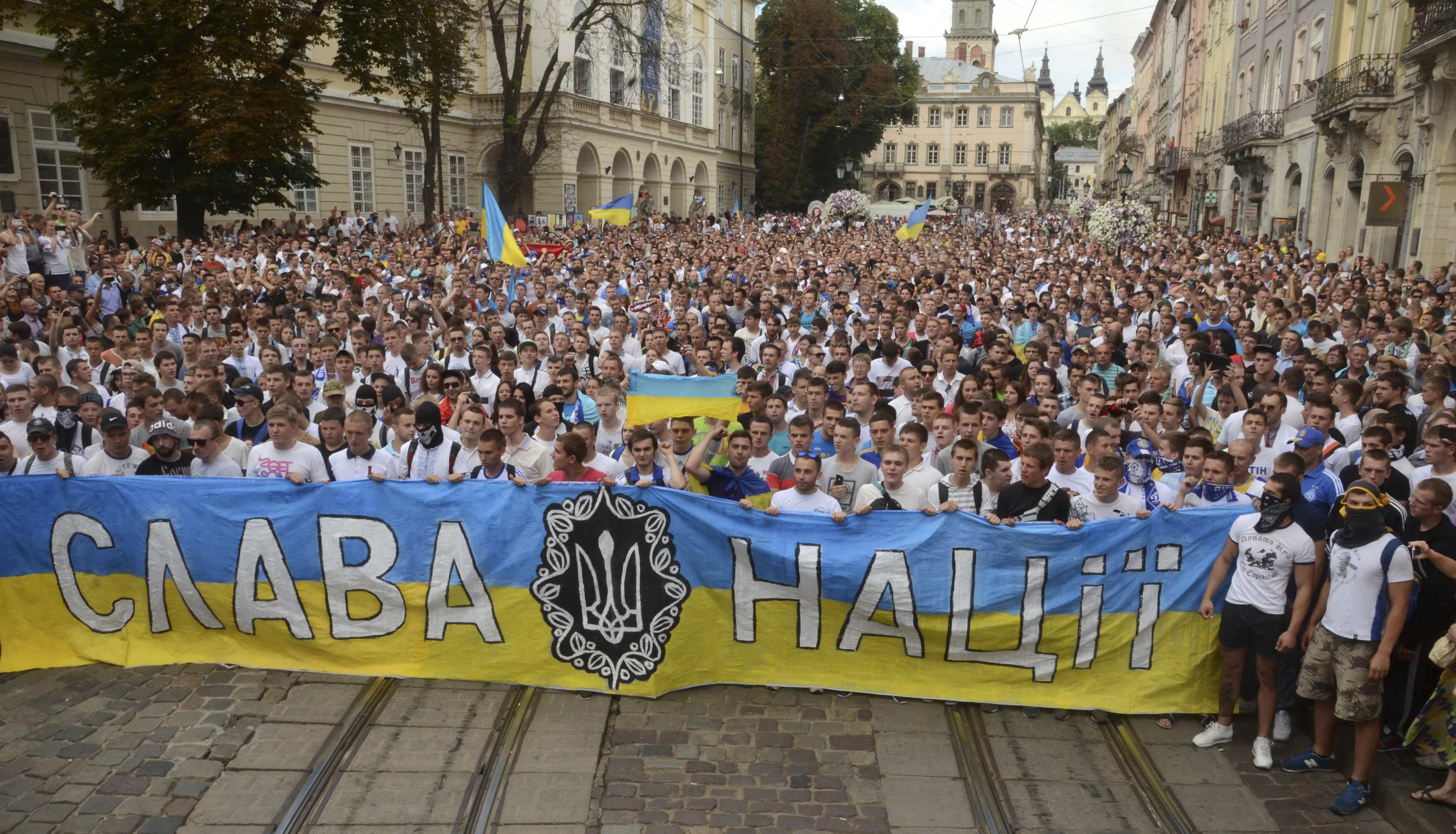 Слава нации. Слава Украине. Слава нации на украинском. Население Украины на 2021.