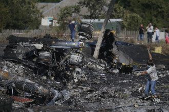 Місце катастрофи Боїнг-777 на Донбасі Місце катастрофи Боїнг-777 на Донбасі