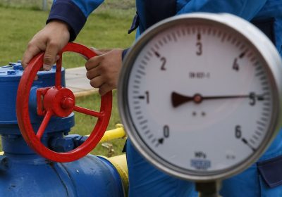 ЕС требует возобновления поставок газа для Украины