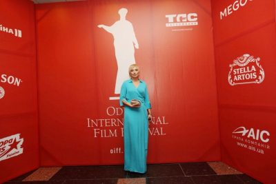 5-й Одесский международный кинофестиваль: гости покрасовались на красной дорожке