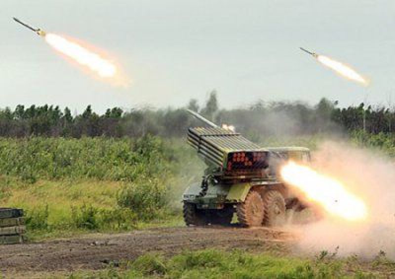 Странное "перемирие" на Донбассе: россияне и боевики 40 раз били из "Градов" и минометов