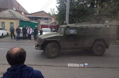 Пьяные военные на "Тигре" устроили массовое ДТП в Ростове: опубликованы фото