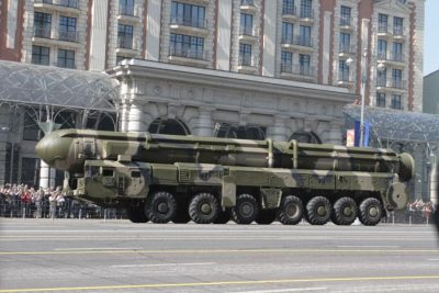 Эксперт о желании России обновить ядерный арсенал: бравада сумасшедшего соседа