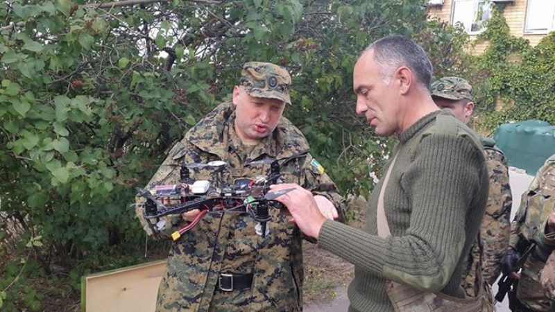 Турчинов обещает защищать Мариуполь до последнего: город никогда не будет под контролем террористов