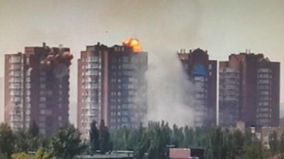 Обстрелянный дом в Донецке, иллюстрация Обстрелянный дом в Донецке, иллюстрация