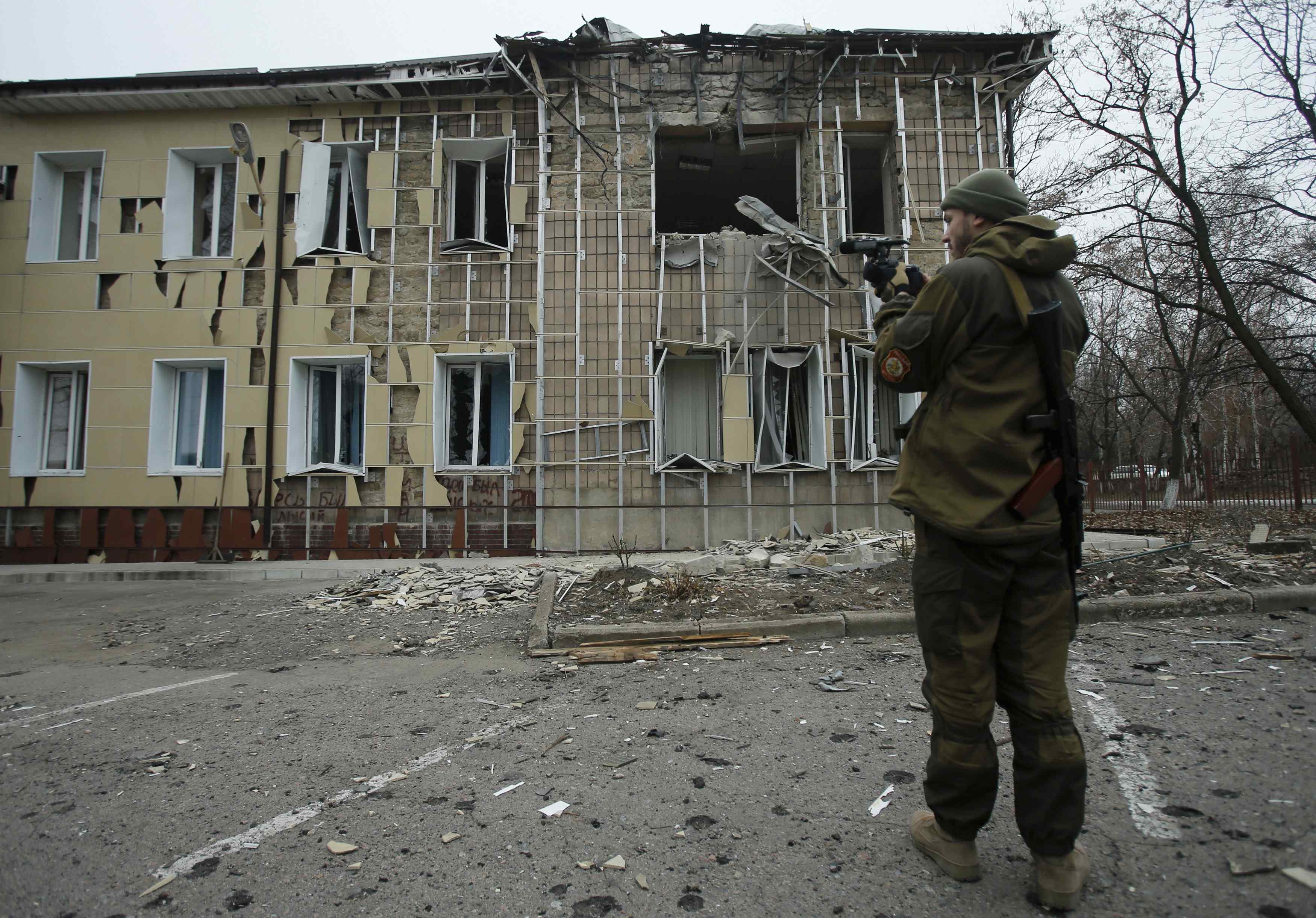 Боевики в Донецке, иллюстрация Боевики в Донецке, иллюстрация