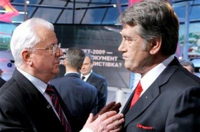 Украина должна готовиться к длительной борьбе с Россией - экс-президенты
