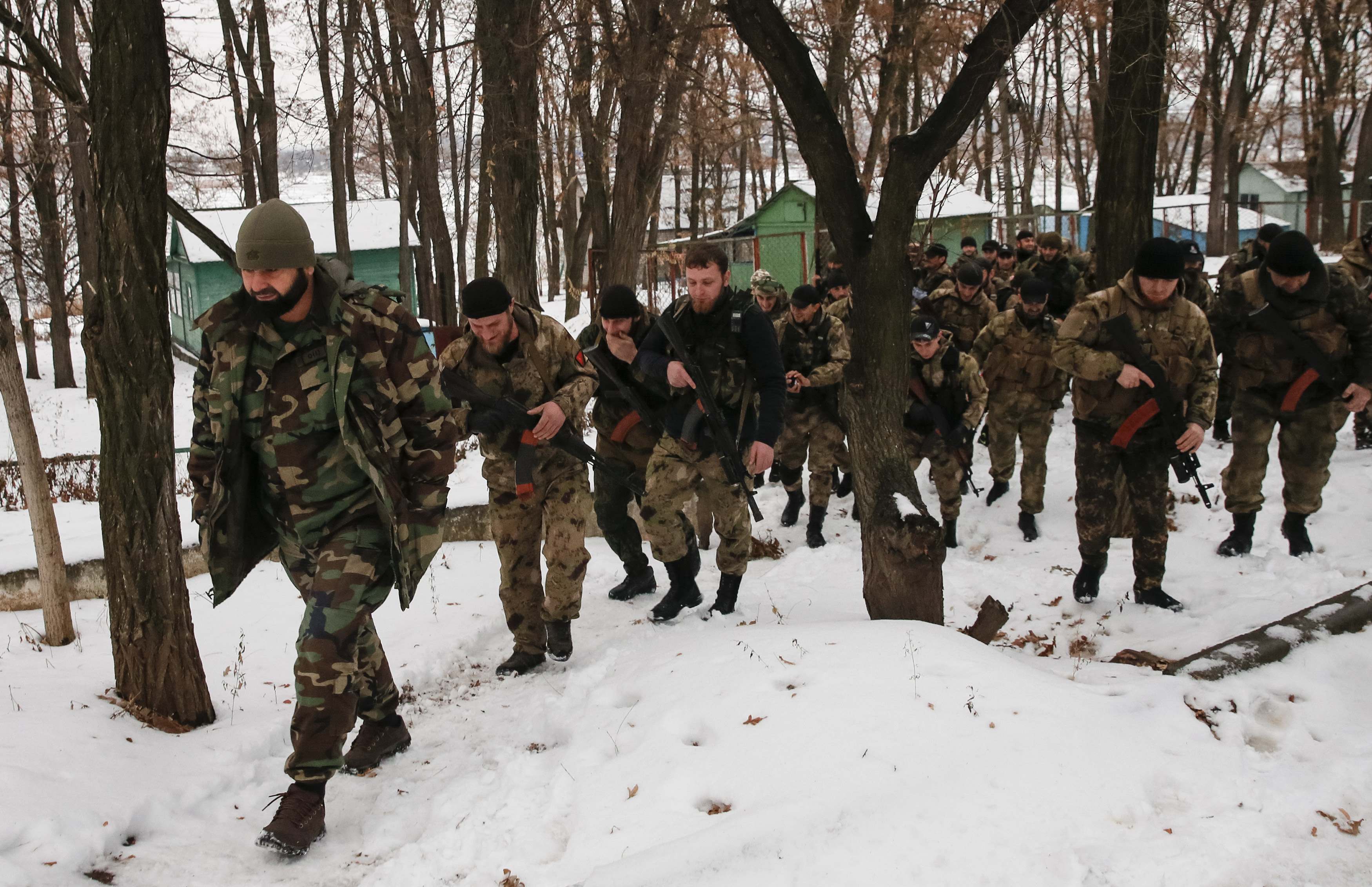 Вооруженные формирования. Незаконные военные формирования. Вооруженные боевики в Чечне. Незаконные вооруженные формирования в Чечне.