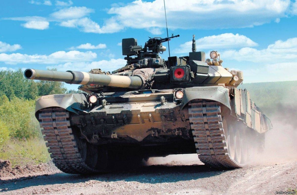В ноябре зафиксирован вход на территорию Донбасса всего десяти новейших российских танков Т-90а.