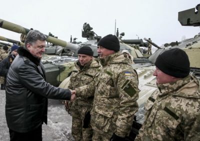 Петр Порошенко в зоне АТО, иллюстрация Петр Порошенко в зоне АТО, иллюстрация