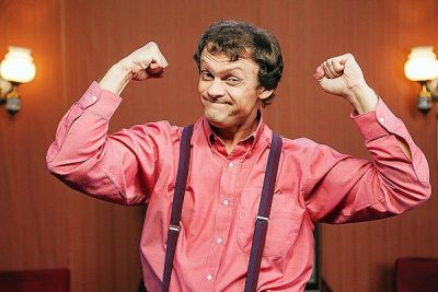 Виталька вписал в райдер обязательный кекс