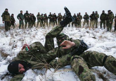 Кадыровцы на показательной тренировке Кадыровцы на показательной тренировке