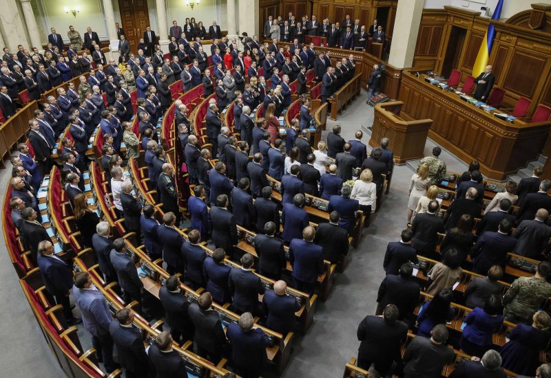 Парад победителей новой Рады: звезды над "болотом"