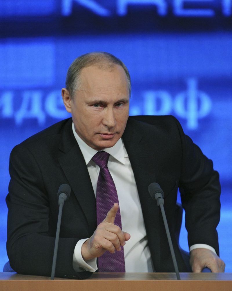 Эксперт: думать, что только санкции могут остановить Путина - наивно