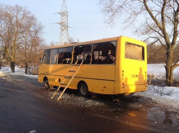 Автобус после удара "Града" Автобус после удара "Града"