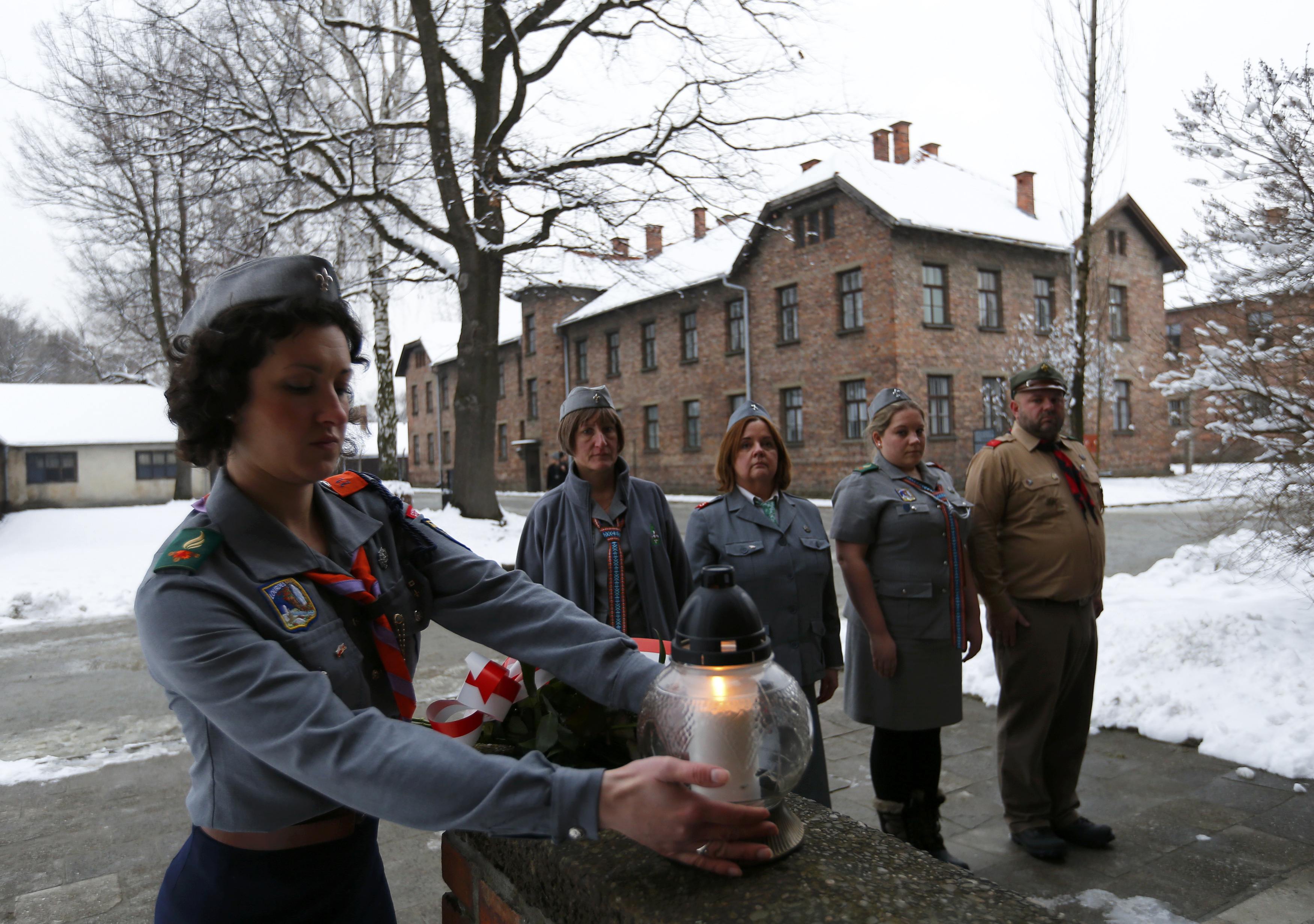 Память 70. Освенцим фильм 2010 Канада. Освенцим освобождение. Годовщина освобождения Освенцима.