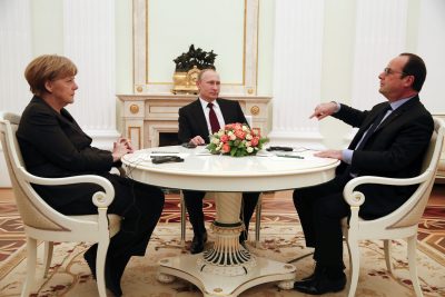 Европолитики и Путин снова поговорили о Донбассе
