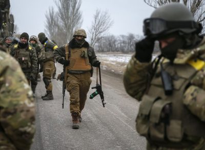 Украинские воины после отхода из Дебальцево Украинские воины после отхода из Дебальцево
