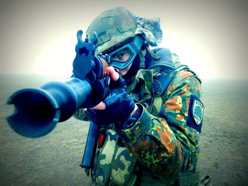 "Разгул экстремизма": в РФ вставили свои пять копеек о полке Азов