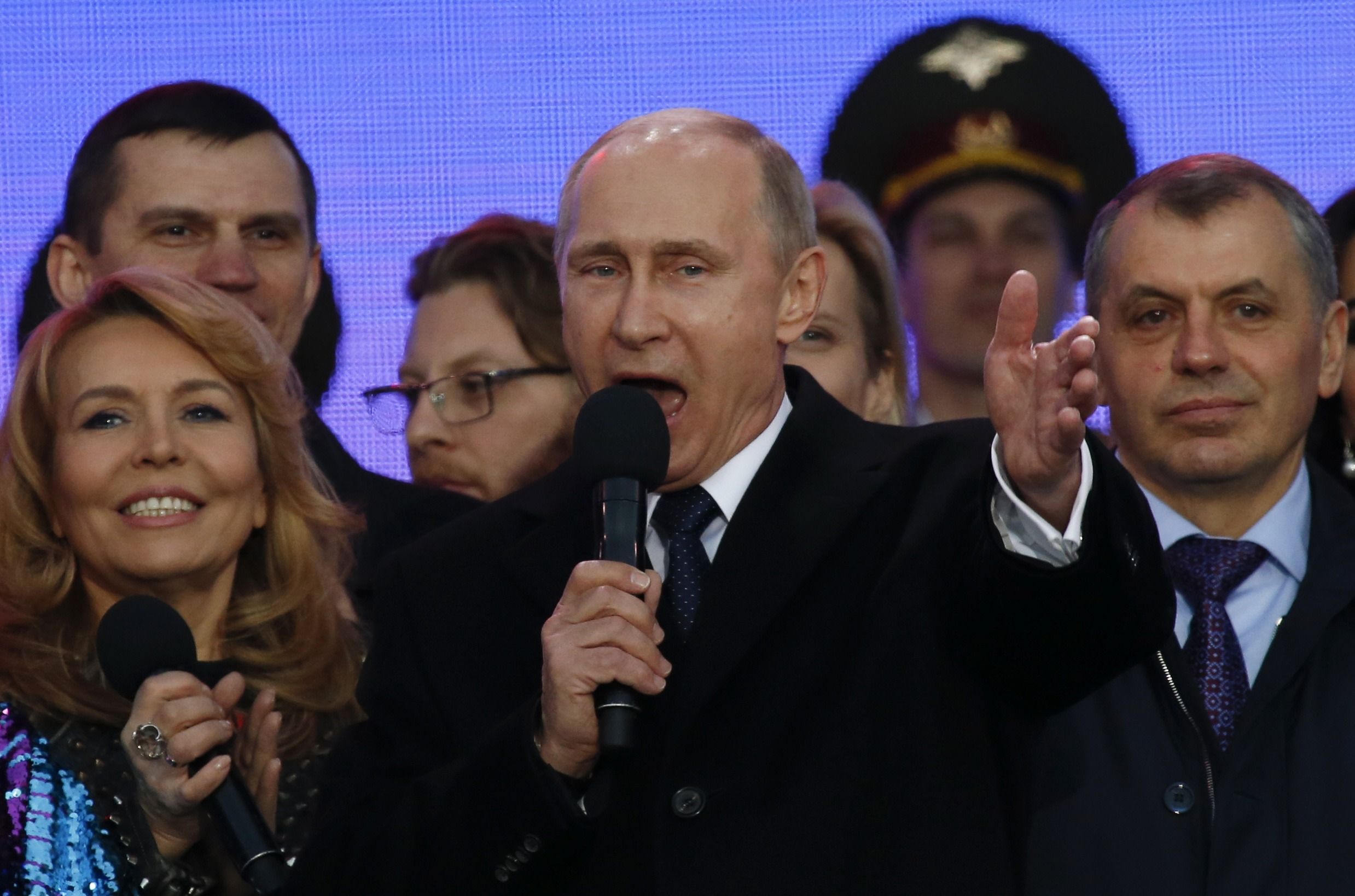Меркель ездила к Путину за надеждой новые фото Меркель ездила к Путину за надеждой новые фото