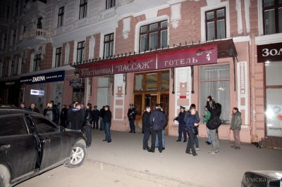 В отеле "Пассаж" убили двух человек В отеле "Пассаж" убили двух человек