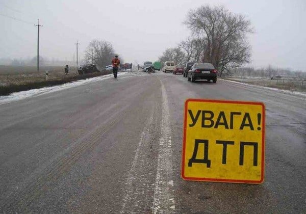 На Киевщине дети устроили "покатушки" на авто и угодили в ДТП - СМИ