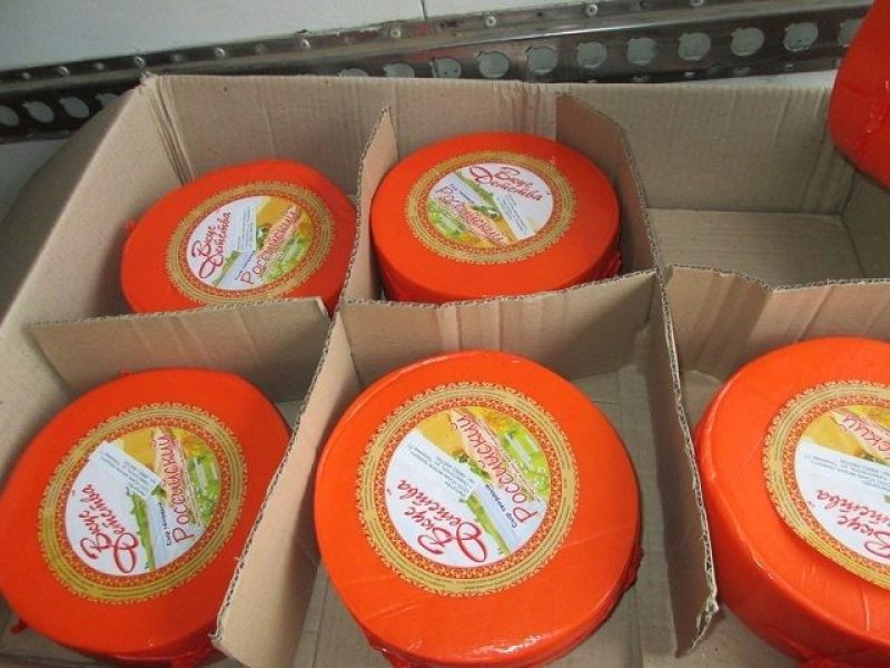 В Крым не пустили 20 тонн украинской "обезличенной" молочной продукции