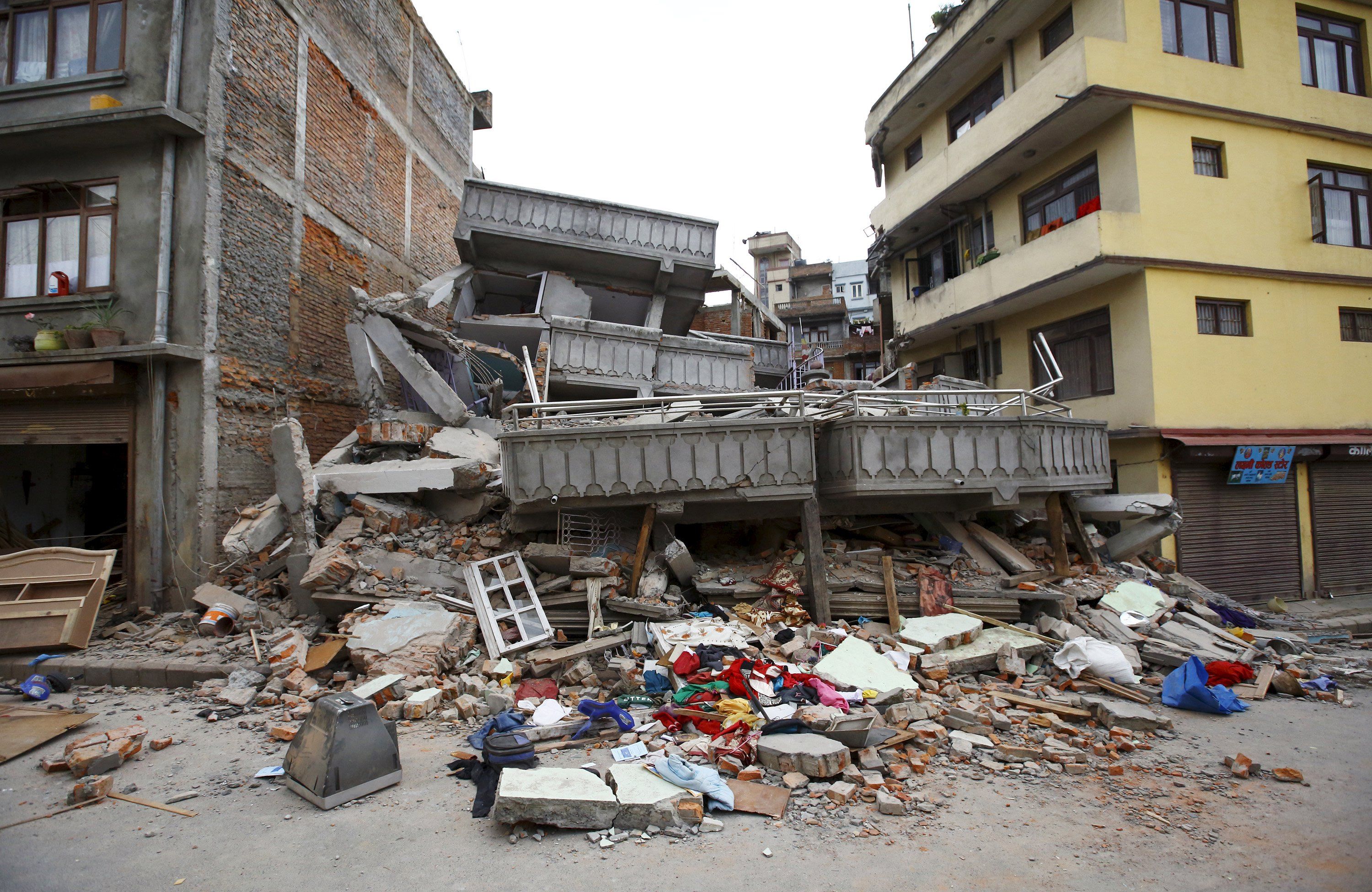 Погода землетрясения. Катманду землетрясение 2015. Землетрясение в Непале 2015. Землетрясение в Дагестане 1970. Землетрясение 1970 года в Дагестане.
